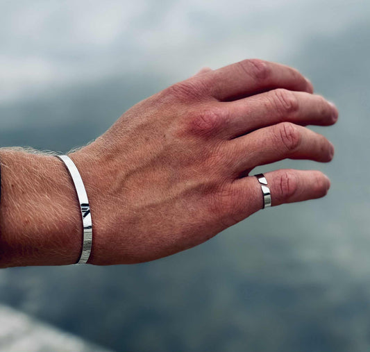 Imperium Ring & Directus Cuff